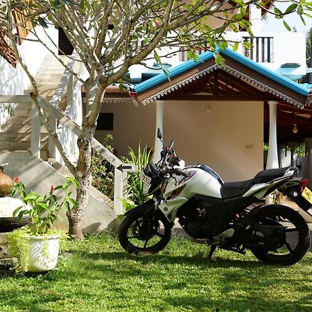 The Soul Inn Kabalana Ahangama Exterior foto